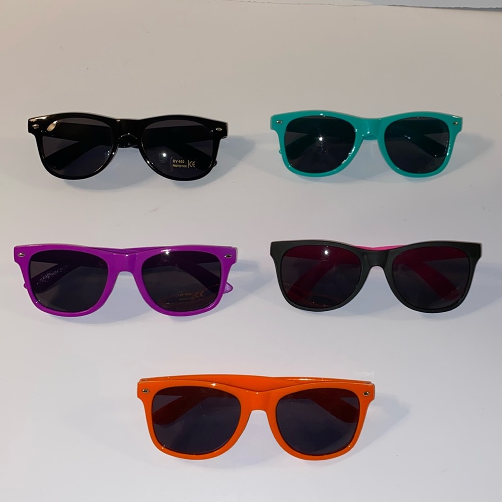5 Piece Plastic Sunglass Bundle